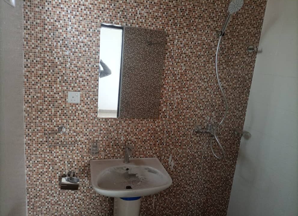 AGBOGBA 3-BEDROOM PROPERTY FOR RENT