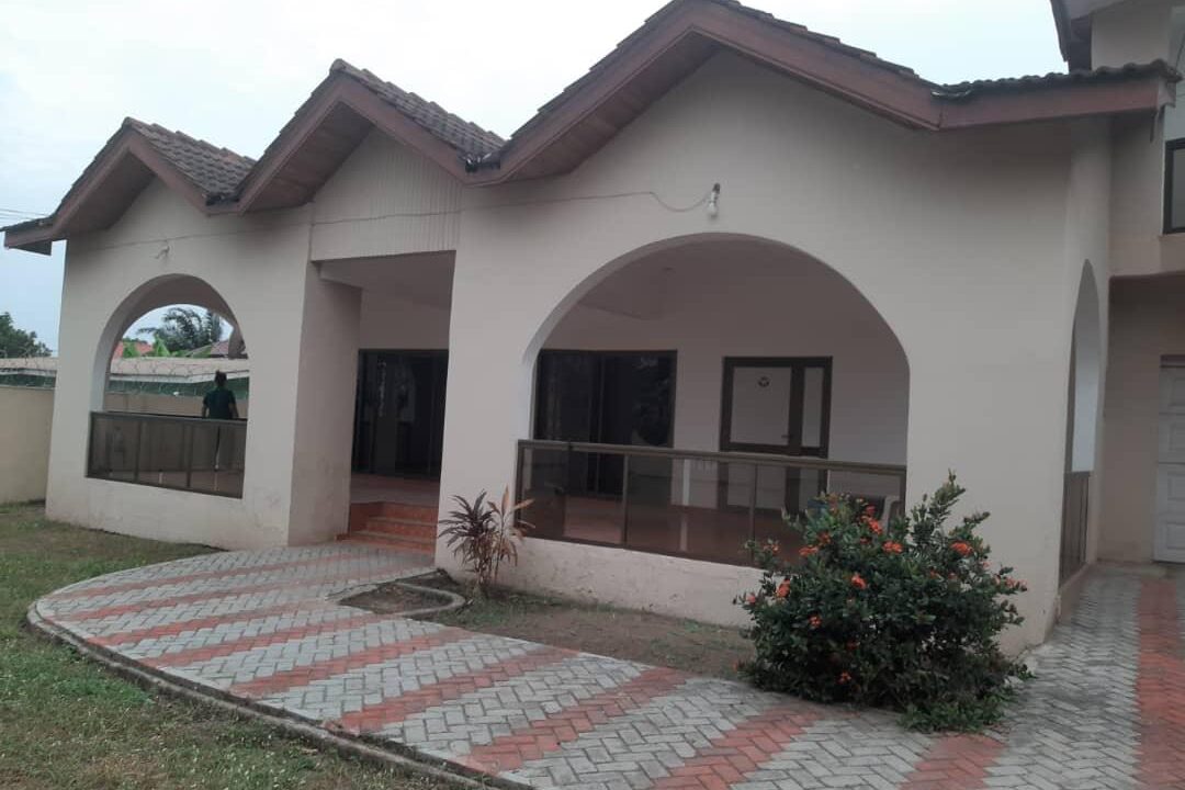 AFFORDABLE LAPAZ FURNISHED PROPERTY FOR RENT